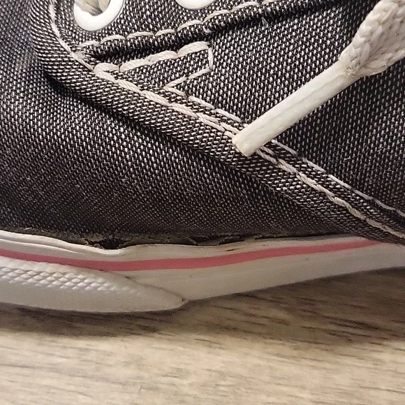 Vans Women's Gray Lace Ups with Pink Trim, Insole, and Sole Sz 6 - Picture 13 of 14